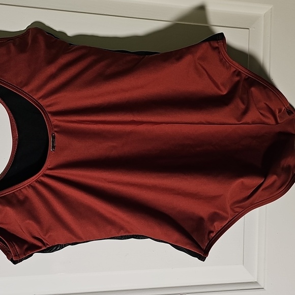 DKNY womens  One Piece Swimsuit. Rust‎ Color Size 12. Rouching. - Picture 4 of 10